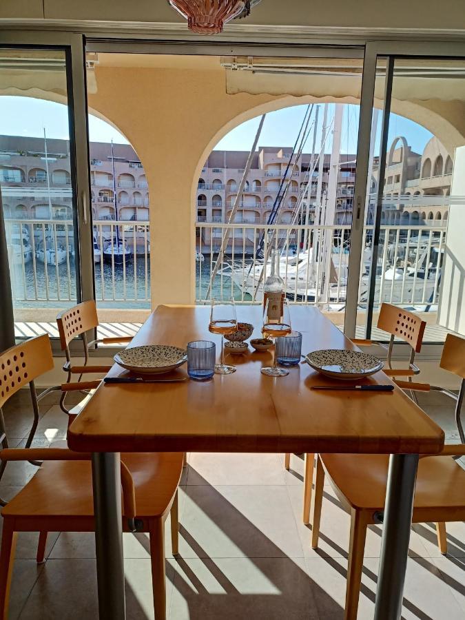 Studio Hyeres Port Екстер'єр фото